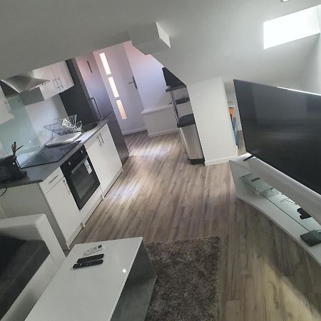 Appartamento Aux Portes De Lyon Jolie T3 Clim Et Prime Video Givors Esterno foto