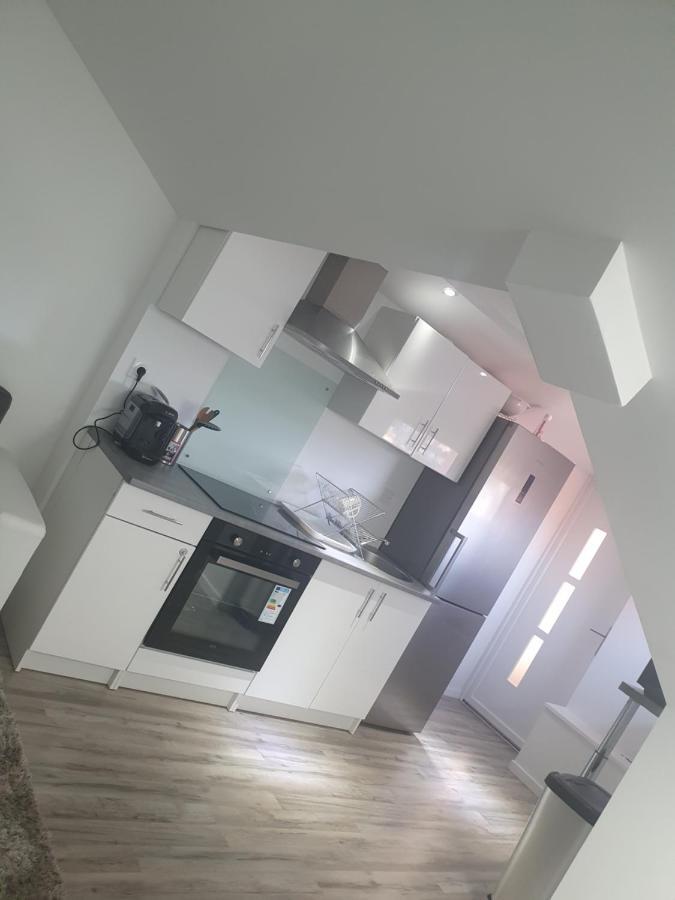 Appartamento Aux Portes De Lyon Jolie T3 Clim Et Prime Video Givors Esterno foto